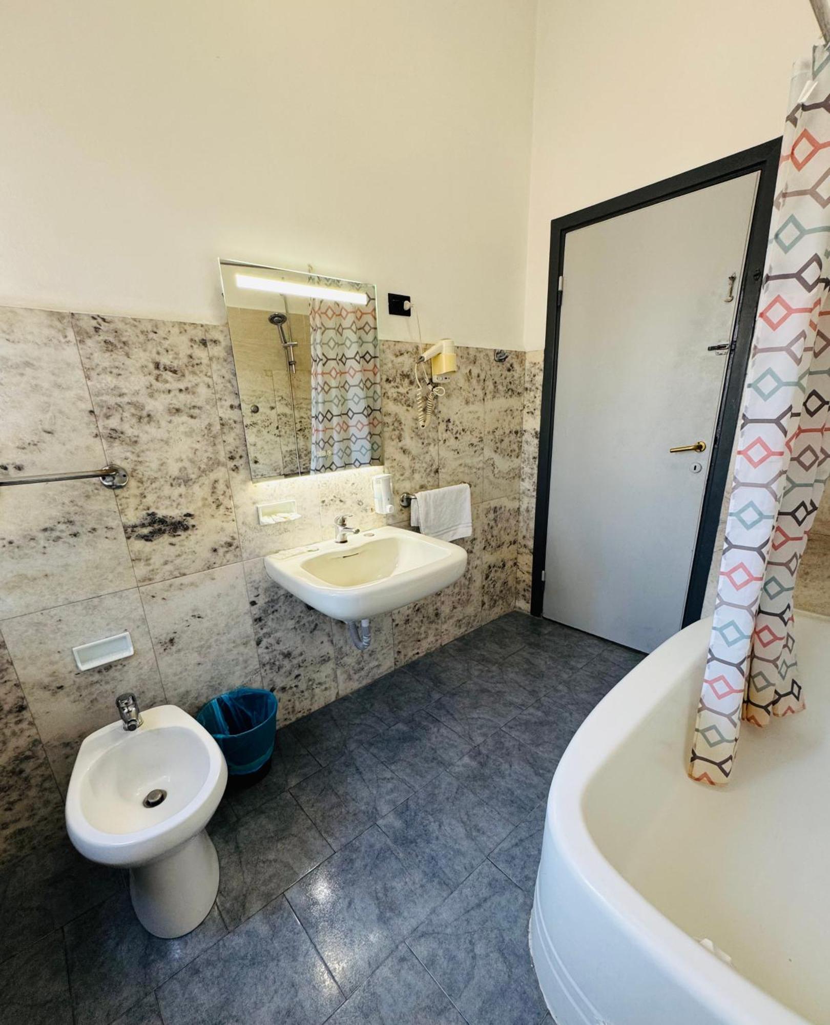 Bovisa House B&B Private Rooms Milan Extérieur photo